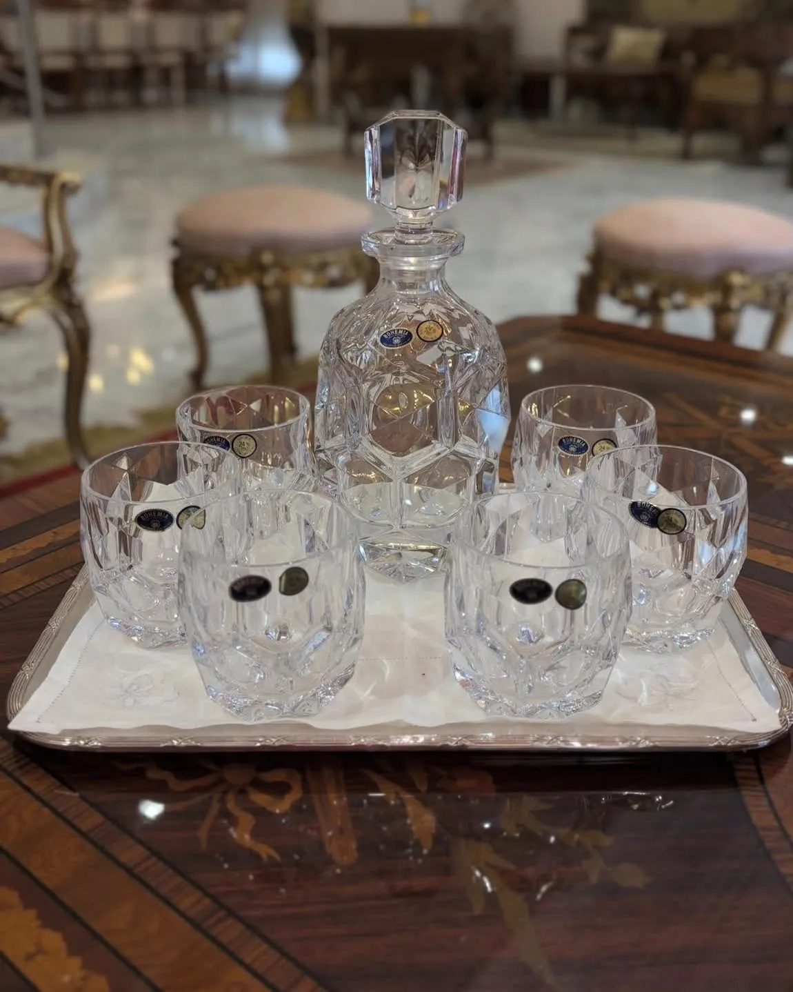 Service à whisky : carafe et 6 verres